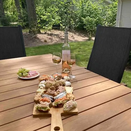 בית נופש De Veluwe Europarcs אוטרלו